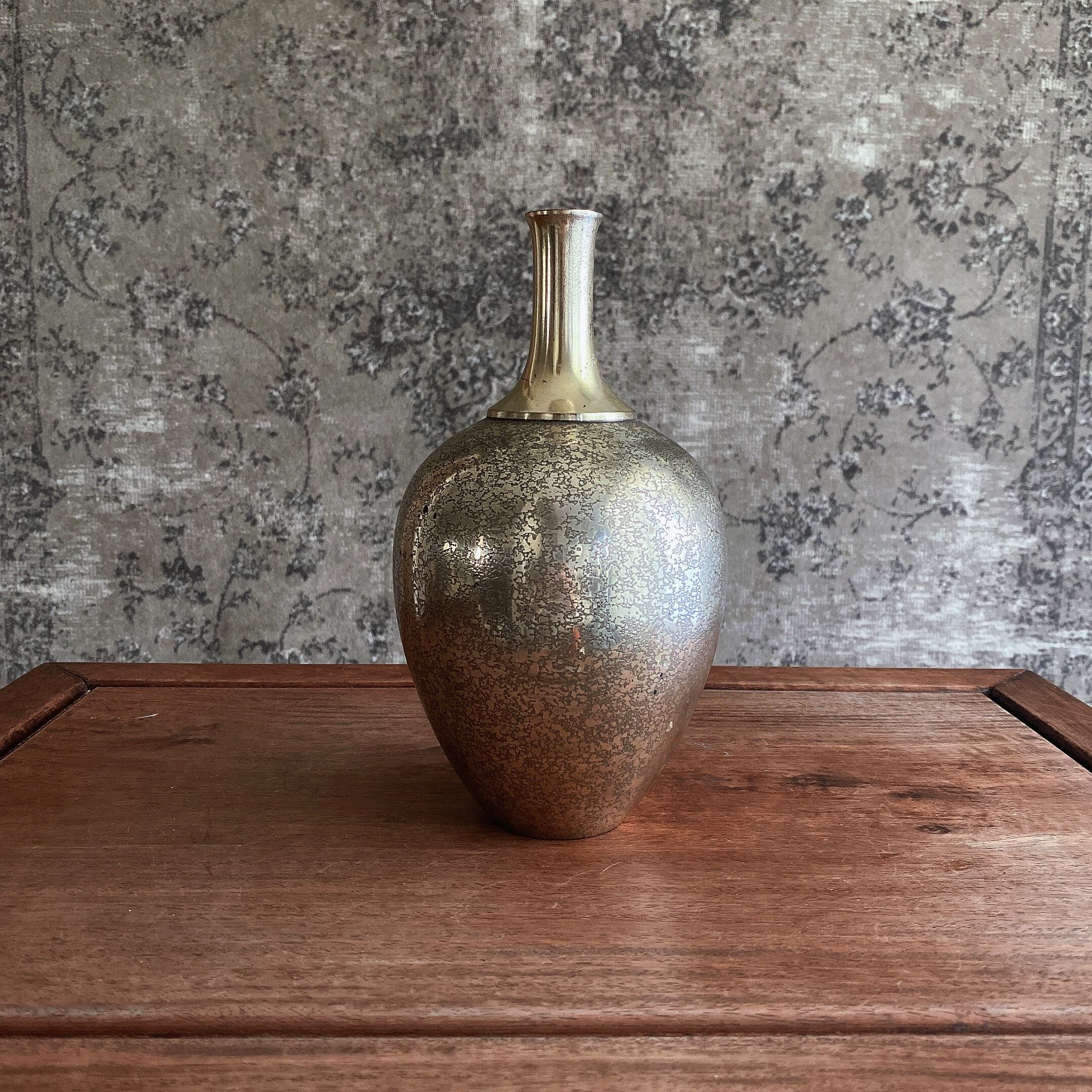 花瓶　一輪挿し　アンティーク花器インテリアレトロ　古物　花入れ　壺　ヴィンテージ 花瓶一輪挿しアンティーク花器インテリアレトロ古物花入れ壺ヴィンテージ