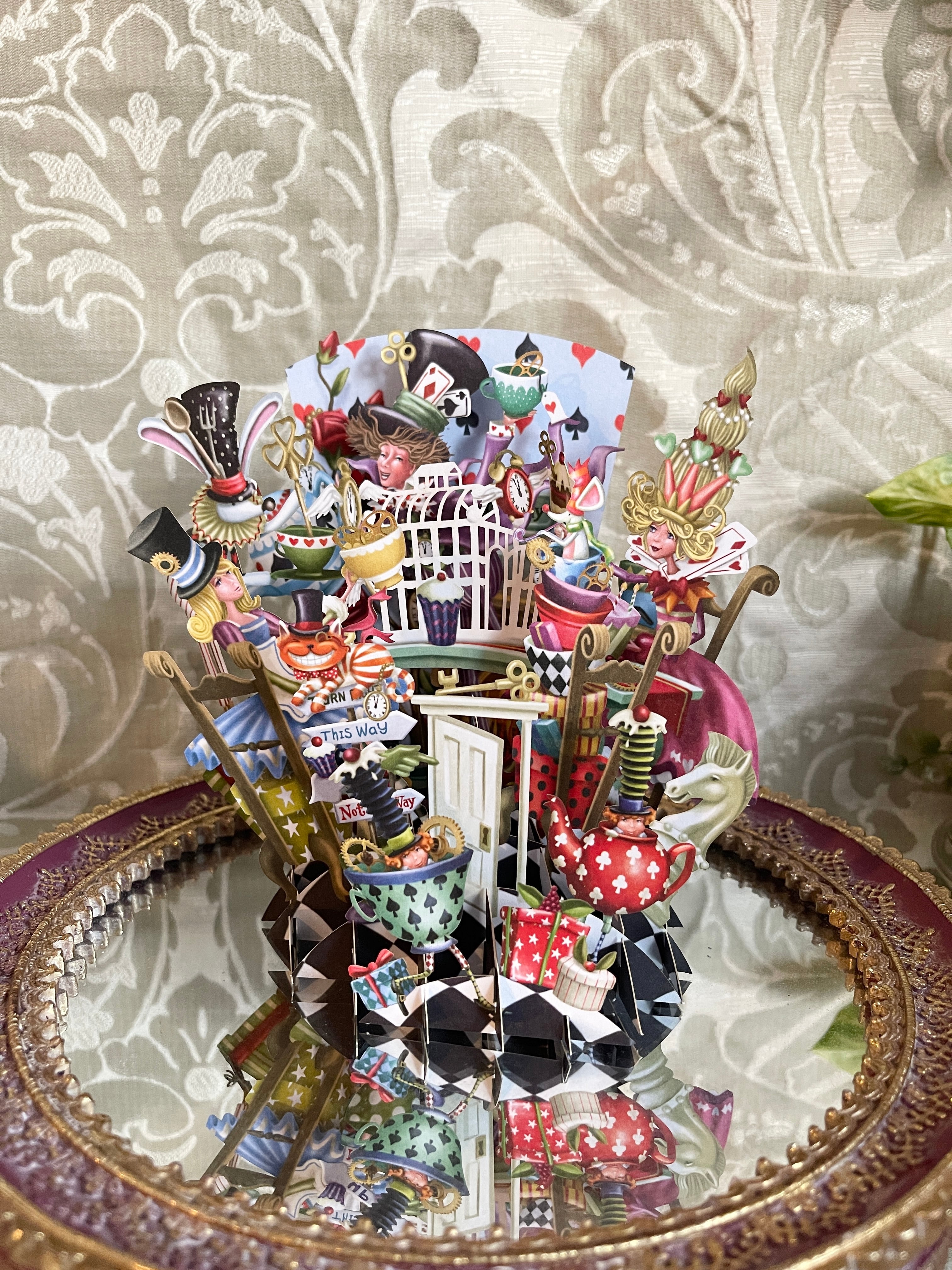 ◇Me&McQ◇アリス◇お茶会◇ティーパーティー◇立体3D◇ポップアップ