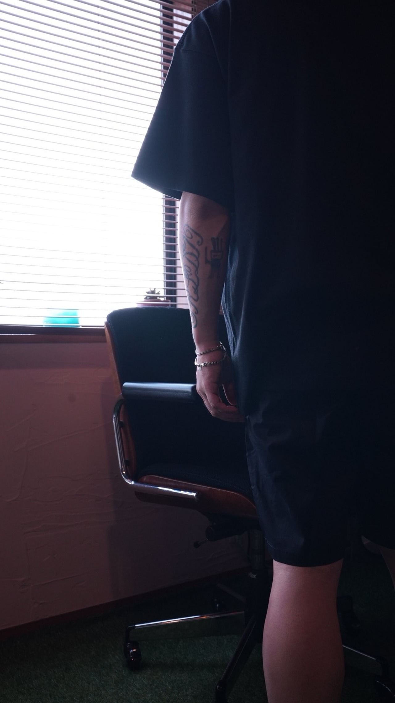 Logo Light Weight Shorts [BLACK]