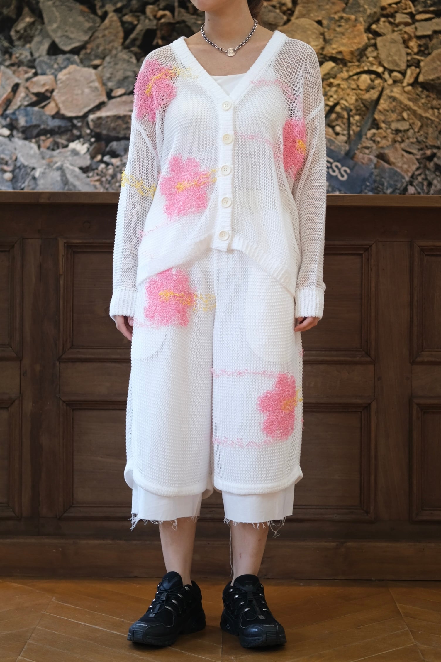 未使用KotaGushiken FloatingFlowerWashiカーデ　白 未使用KotaGushiken FloatingFlowerWashiカーデ白