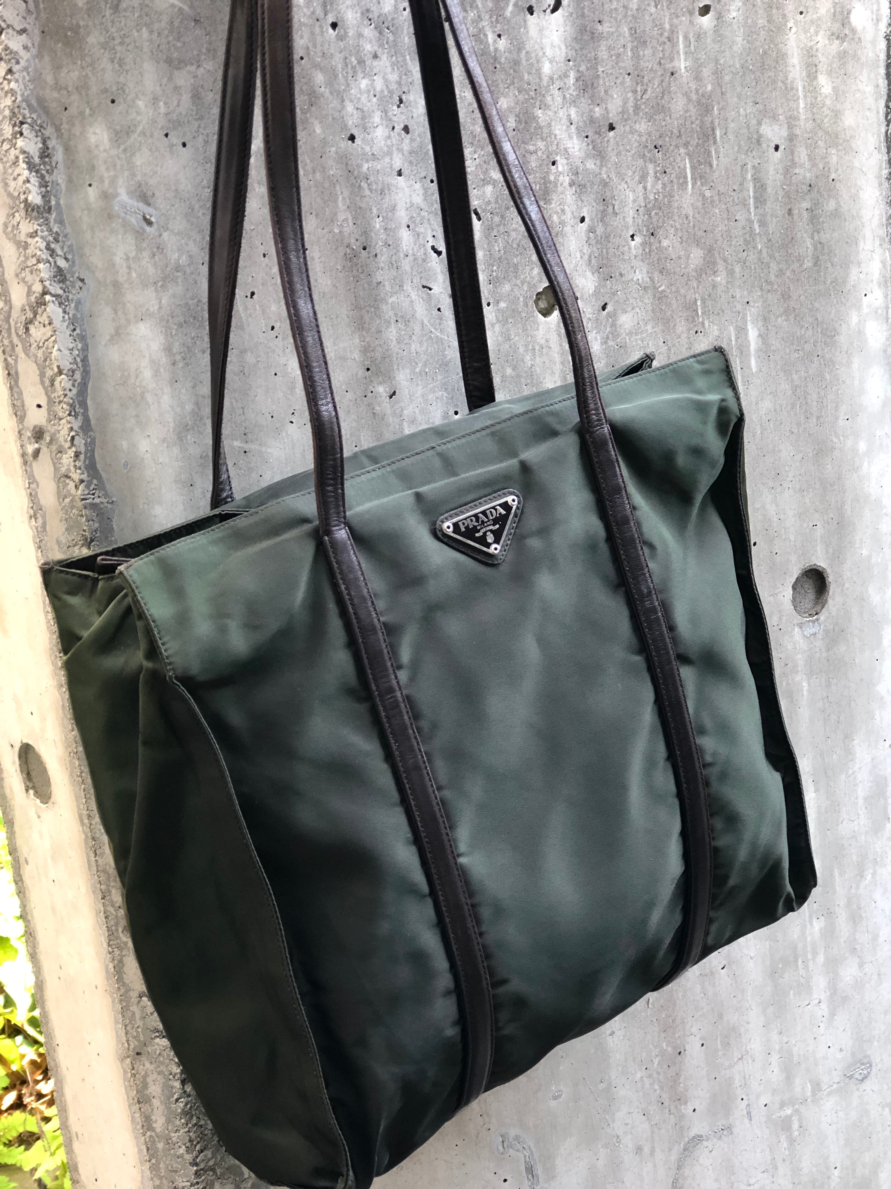 PRADA プラダ　トライアングルロゴ　ナイロン　トートバッグ　カーキ　vintage　ヴィンテージ　オールド　5j2rsr |  VintageShop solo powered by BASE