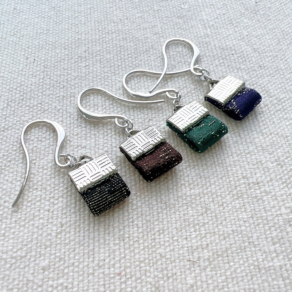 絹セラピーイヤリング/ピアス】全8色/着物や和装に似合うアクセサリー