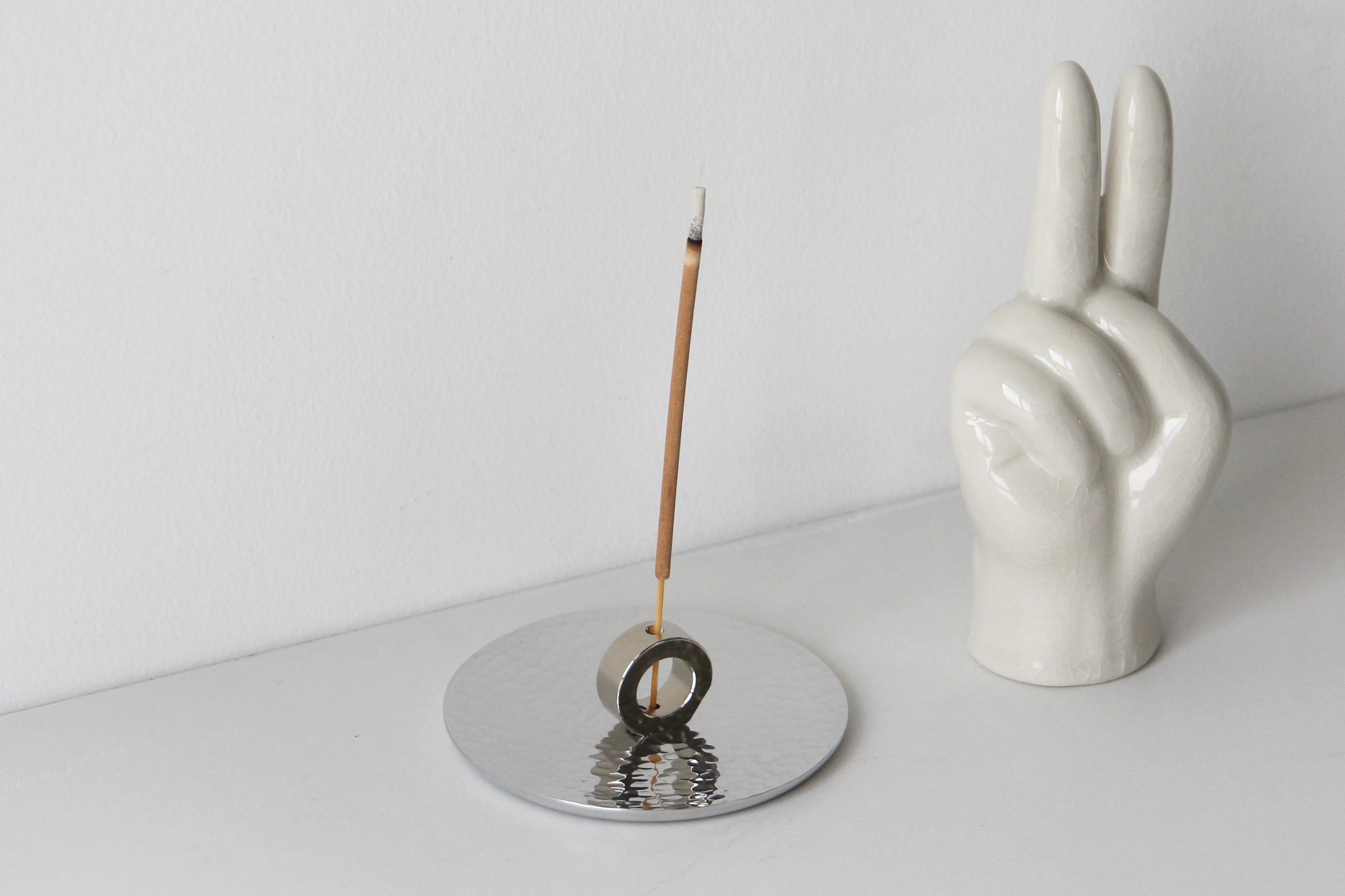 aluminum tray " medium circle " upcycle product from india