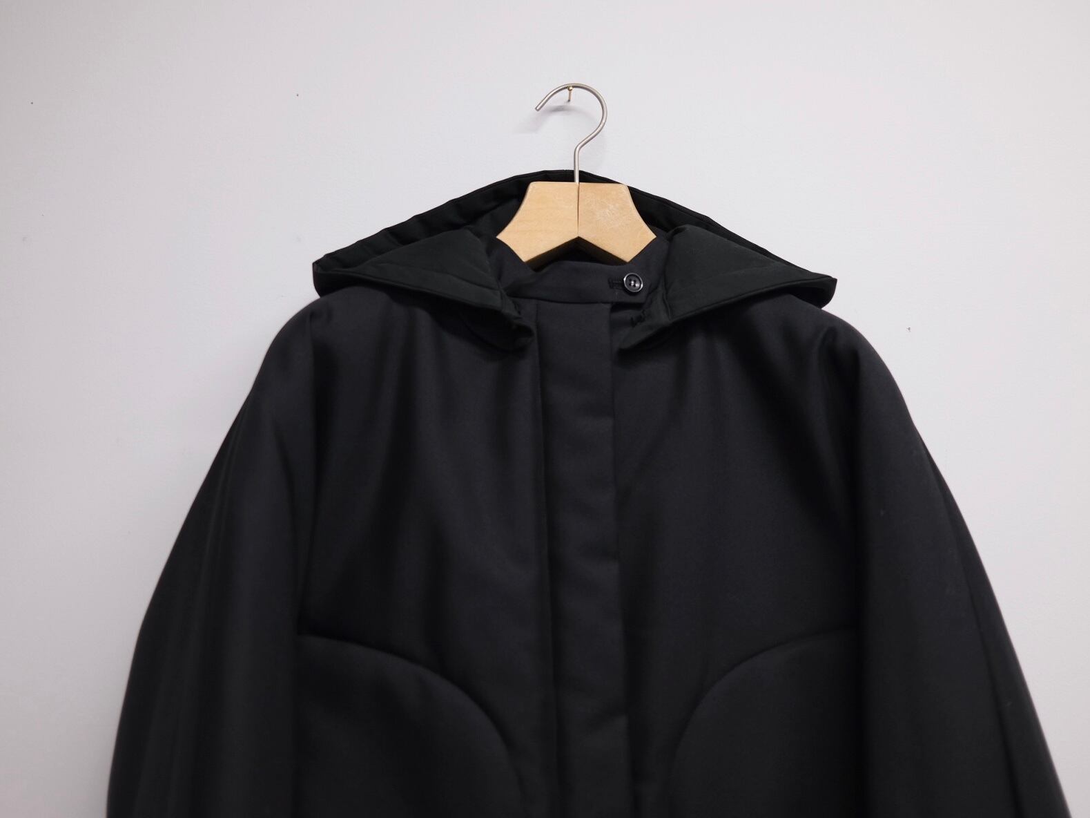 TENNE HANDCRAFTED MODERN “ PADDED SHORT HOOD COAT “ BLACK | Lapel