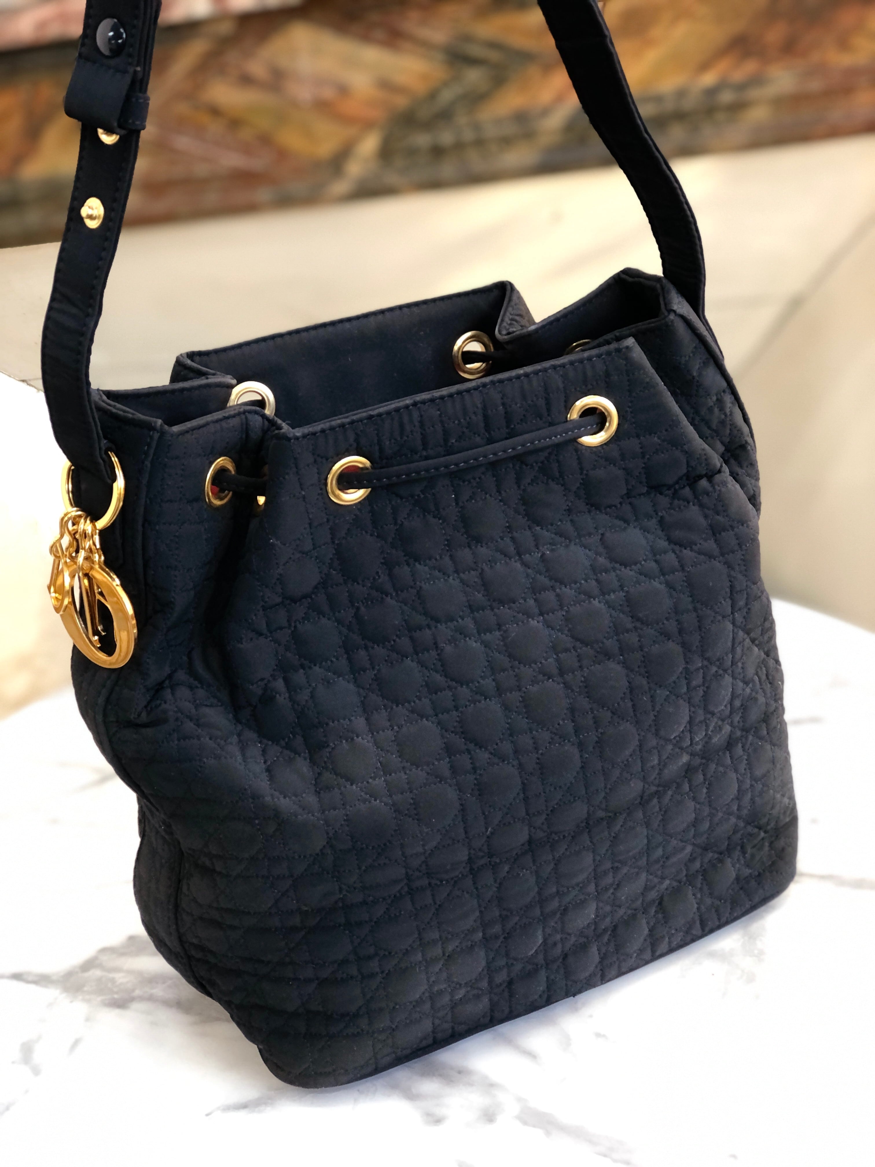 Dior ディオール カナージュ 巾着 Dマーク ショルダーバッグ ゴールド高さ約29cm