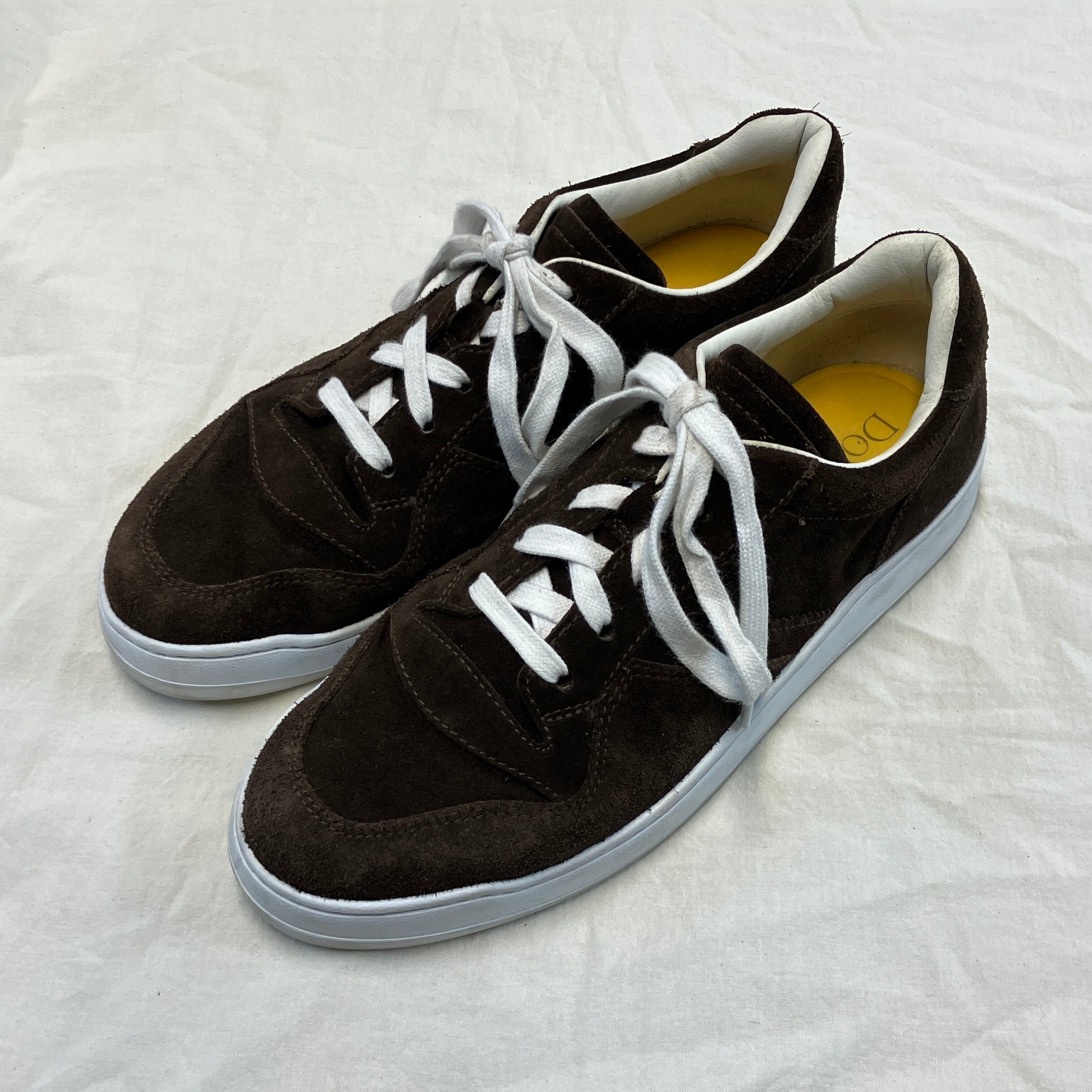 SNEAKER | safarionline