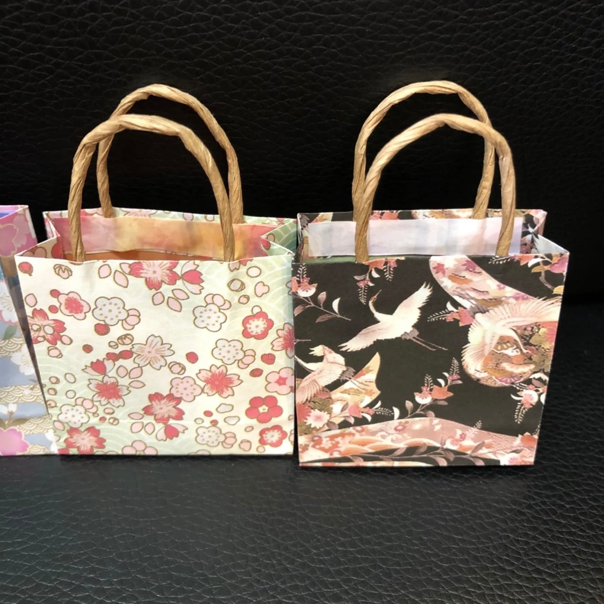 ミニ紙袋 マチ・持ち手付 和柄 和風柄 着物柄 10枚 | ハンドメイド
