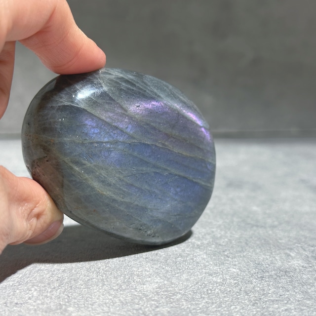 グレーのラブラドライト パームストーン 05◇ Labradorite palm stone ◇天然石・鉱物・パワーストーン