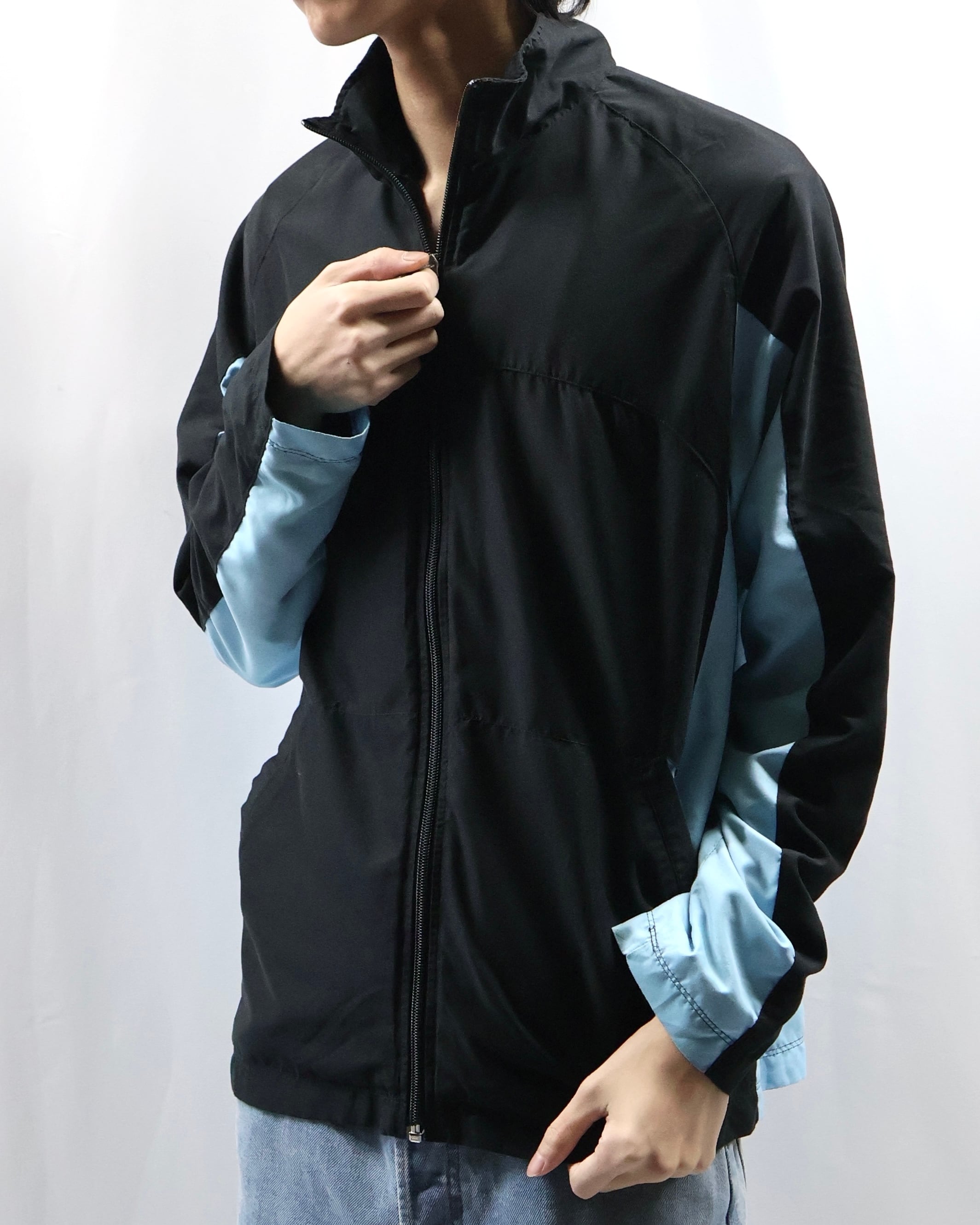 theworldisyouroyster 25ss/COCOON Windbreaker | blendmarket