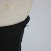 社交ダンス 衣装 スタンダード ドレス ワンピース キャミワンピ レディース オールシーズン ICHIOKU イチオク 黒 ブラック系 無地 シンプル プレミアム クラシック 上品 フォーマル イベント パーティー 踊りやすい 着心地良い おしゃれ スリムフィット シルエット 舞台用 ダンスウェア 美しいライン ストレッチ素材 洗濯機対応