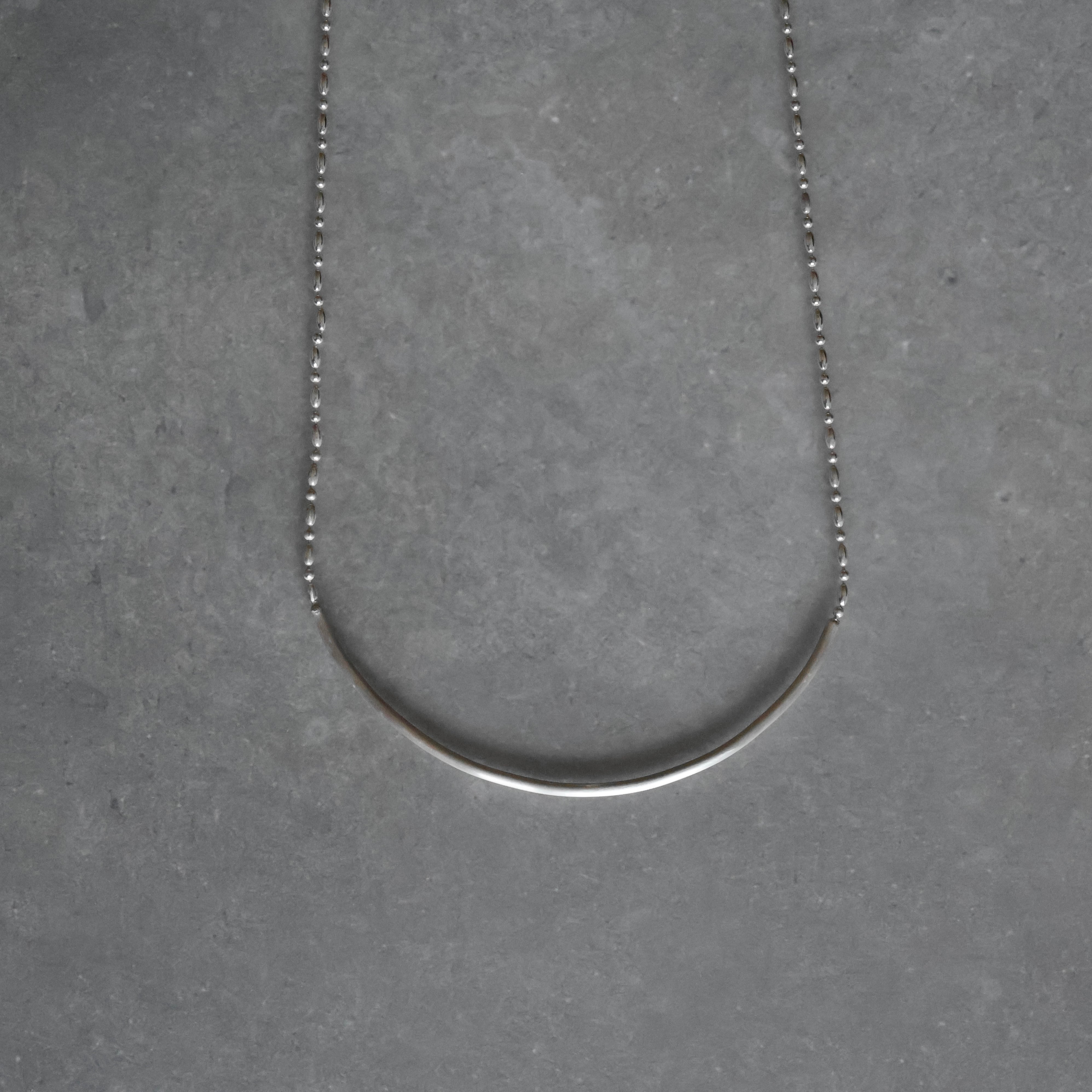 Dot & stone necklace -carnelian- | EMIKOAMANO
