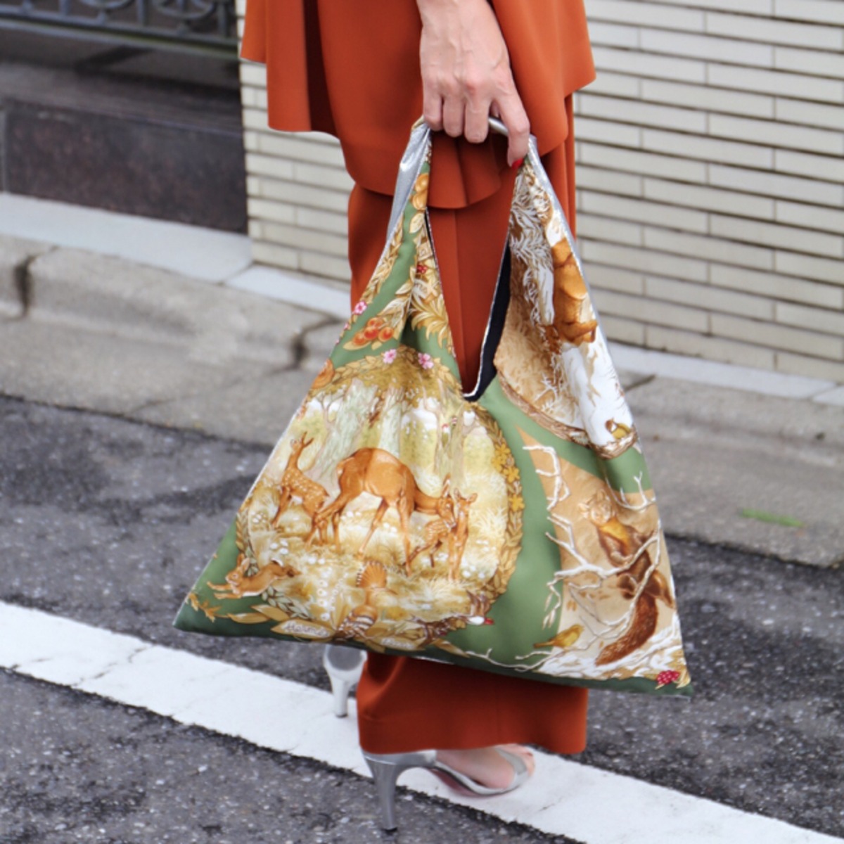 オーダー品】リメイクスカーフバッグ（裏シルバー合皮） | STYLE04