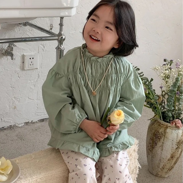 【取寄】春に着たくなる気分が上がるパステルカラーのギャザーブラウス