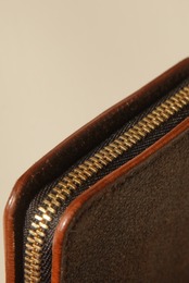 Fullzip purse