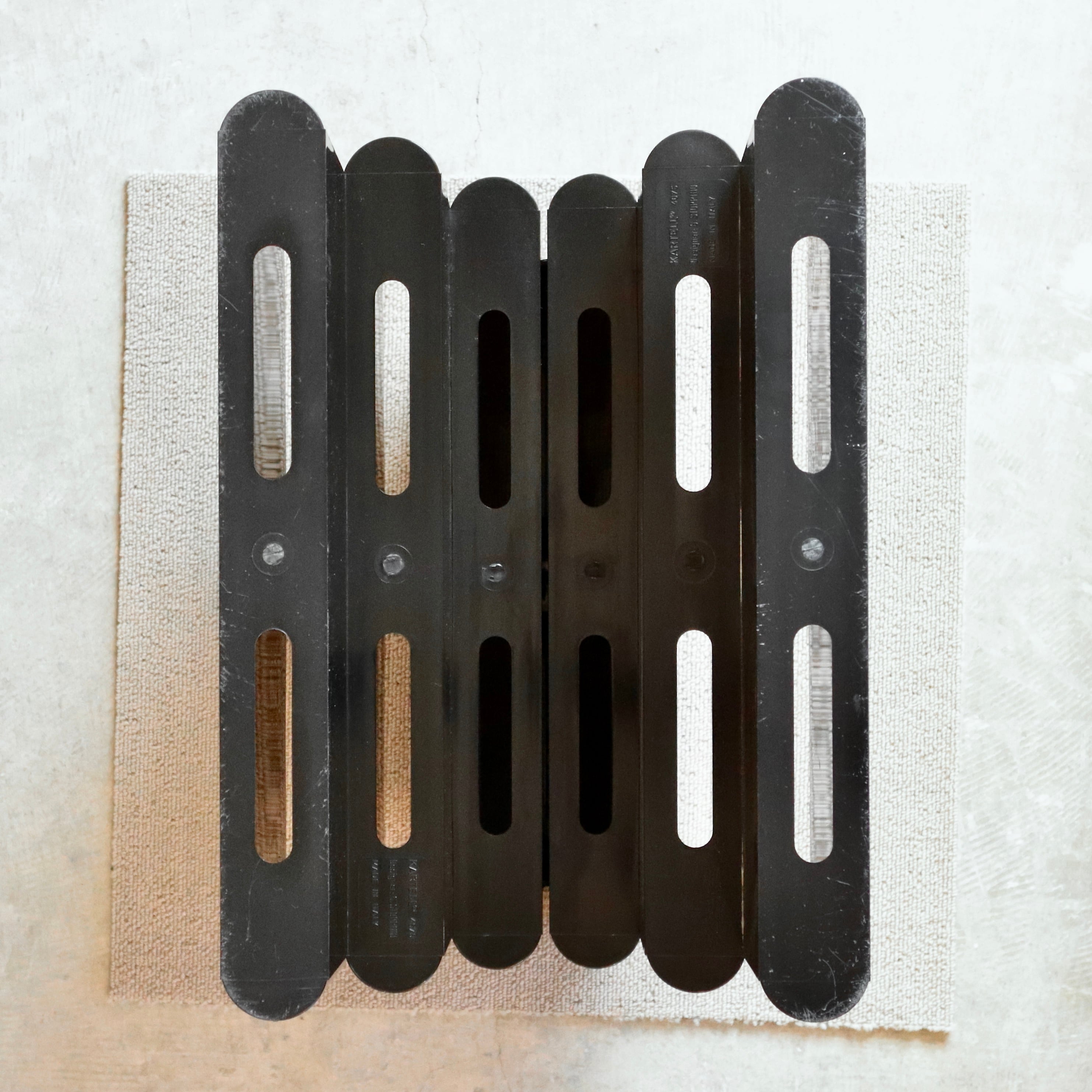 Kartell Magazine racK 4675 Giotto Stoppino カルテル マガジン Kartell Magazine racK 4675 Giotto Stoppino カルテル マガジン