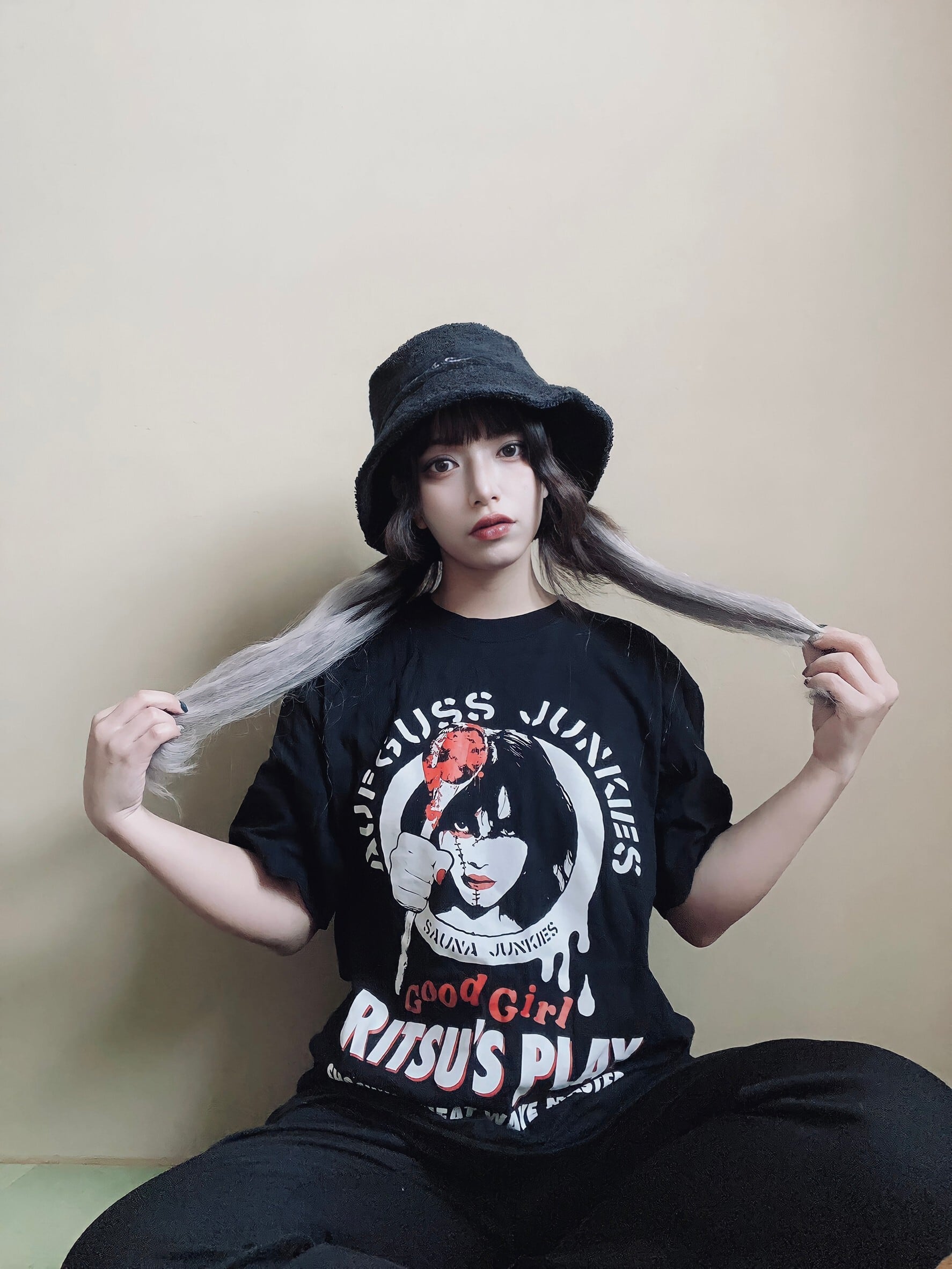 Primal Blue×SAUNA JUNKIES×渡邊りつ コラボTシャツ「Ritsu's PLAY