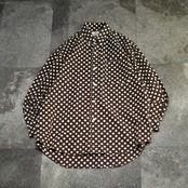 brown dot pattern shirt