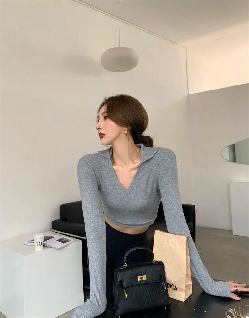 Tシャツ シャツ ショートカラーグレーオータムトップス ロング 秋物 ピュア ブラックストロベリース23849671214