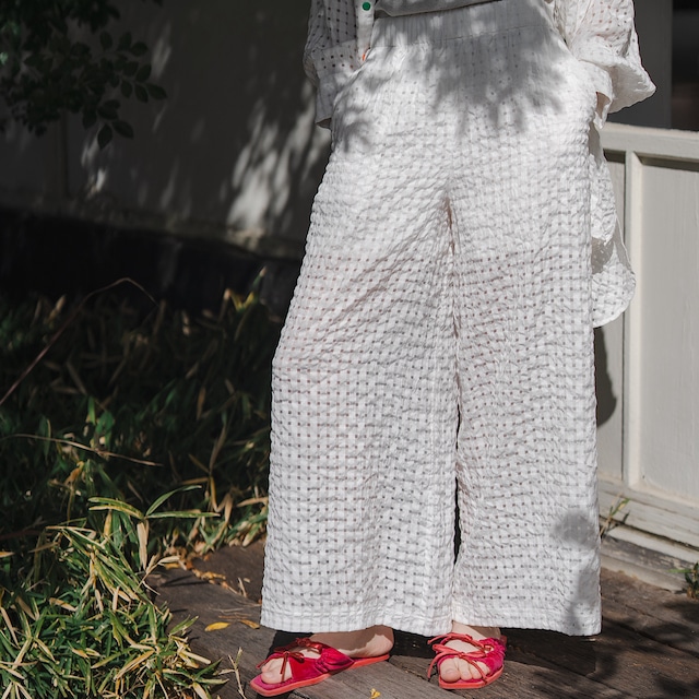 チェックシアーワイドパンツ（ホワイト）