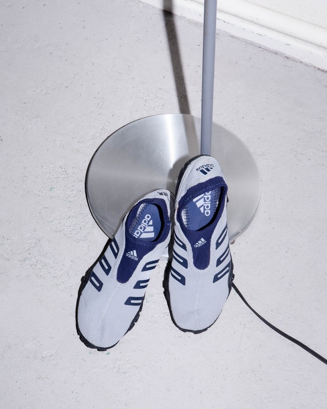 2000s adidas - slip-on water shoes