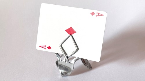 ダイヤのカードスタンド