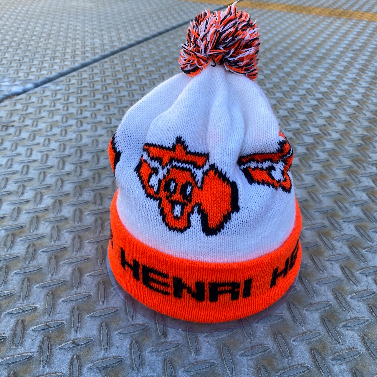 HENRI BEANIE - WHITE / ORANGE