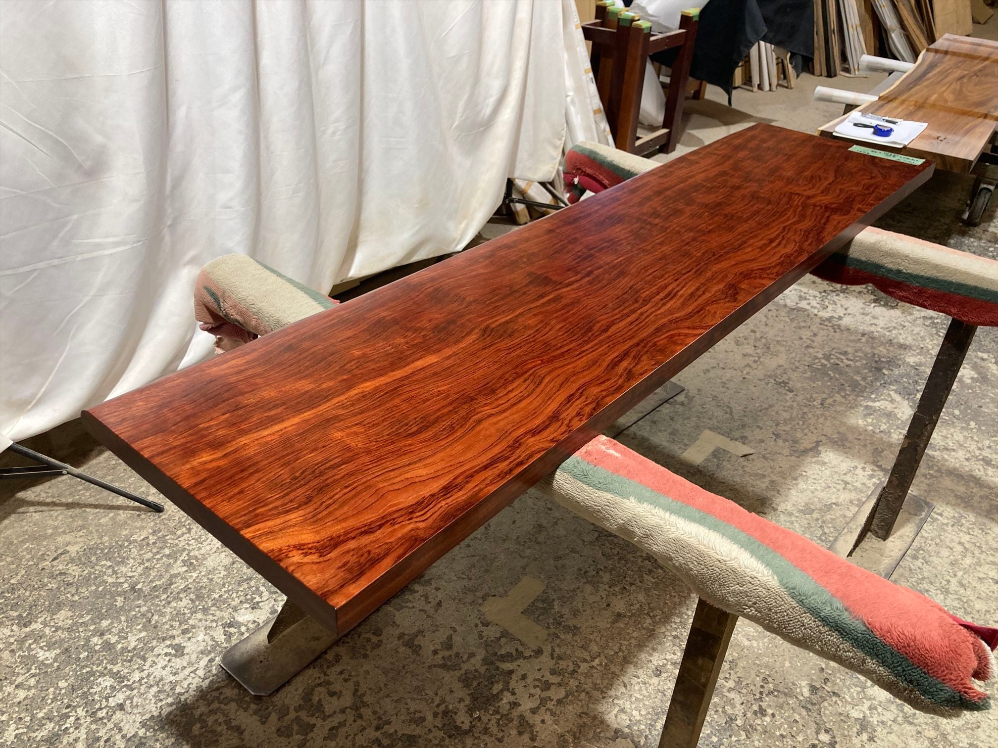 ブビンガ 全杢 上杢 一枚板 最高級 ダイニングテーブル - ONEDARI'S