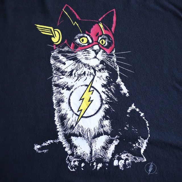 "ザ・フラッシュ×猫" very cute printed tee