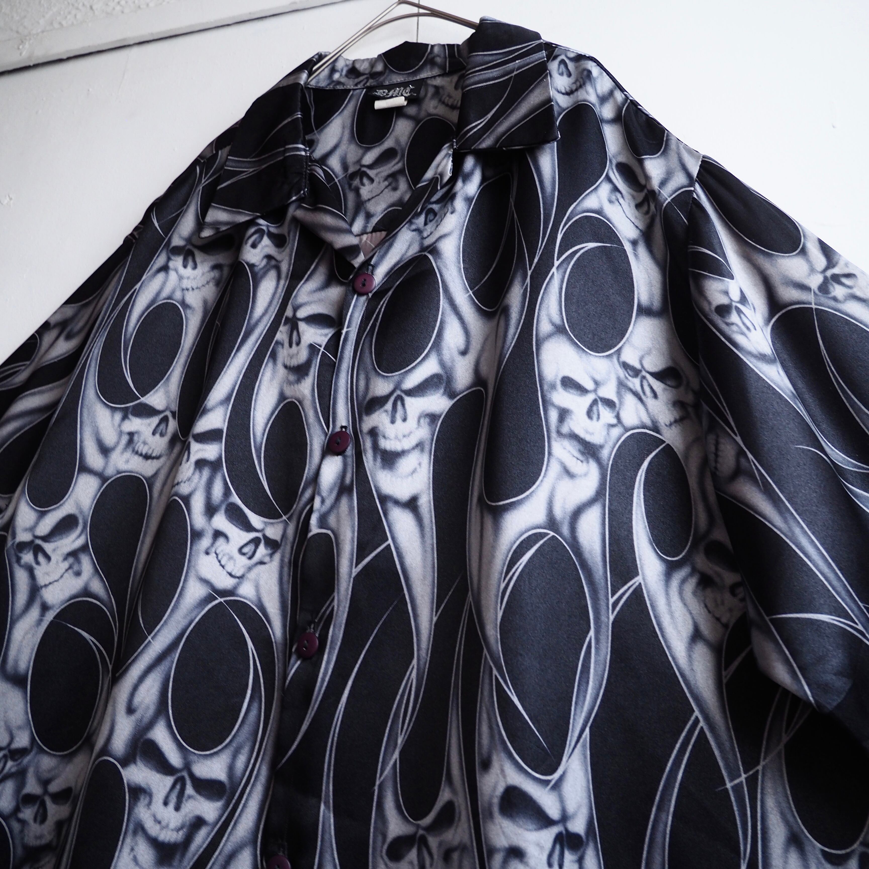 1990s Skull flame Design vintage loose SS Open collar shirt (made inUsa)