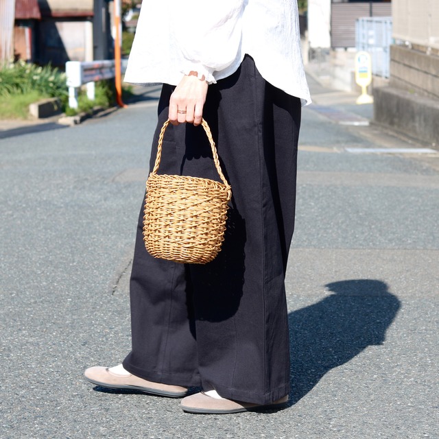 UTILE NAIR リトル ラウンドバッグ