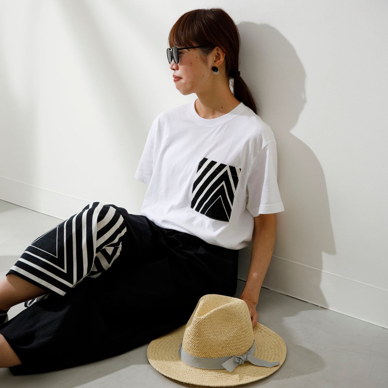 INOU T-shirts / ハネルカの旅服 - INOU Tシャツ(白/黒)