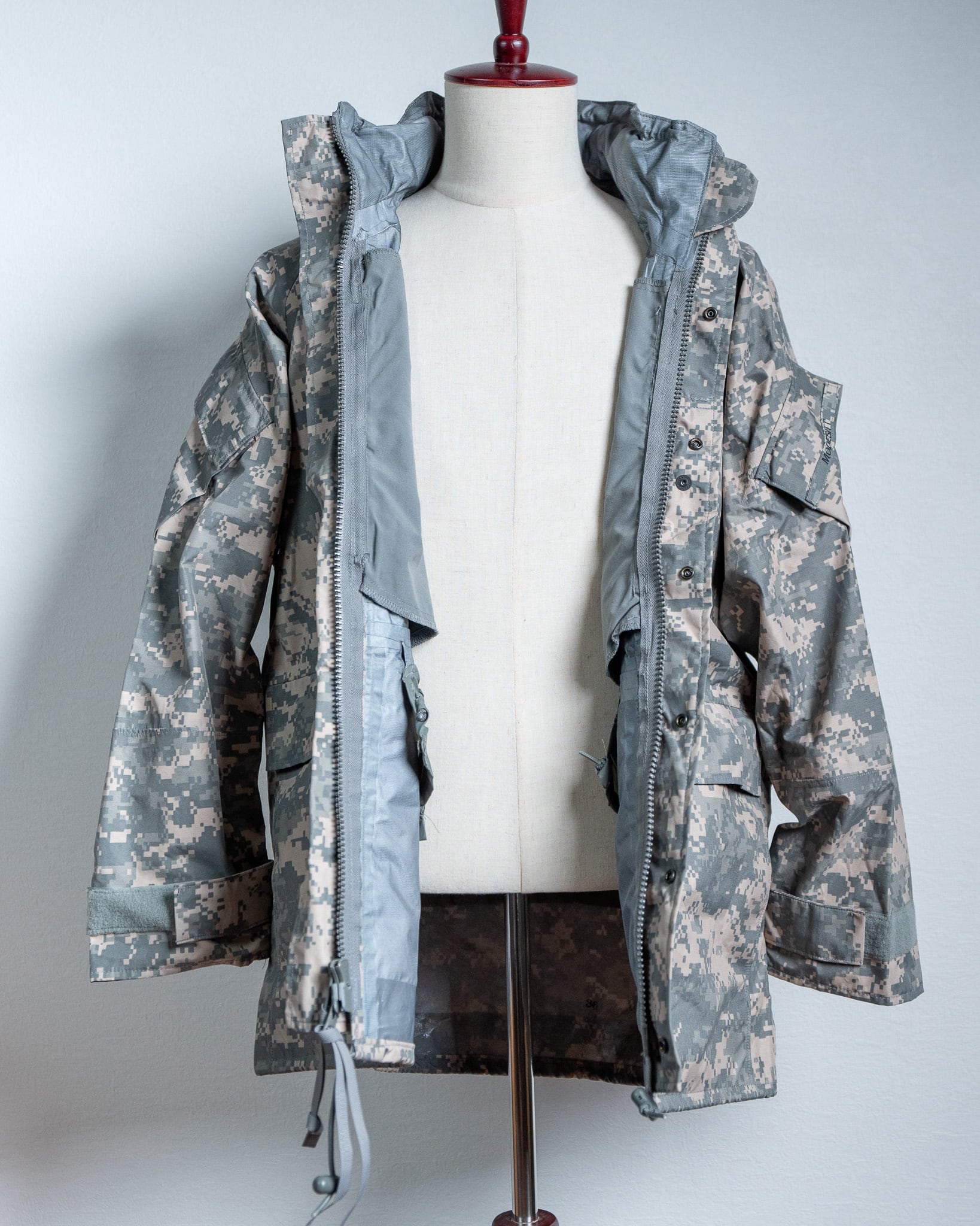 U.S.Army ECWCS Gen2 ACU UCP GORE-TEX PARKA 