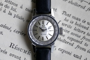 【OMEGA】 1970’s デヴィル カクテルウォッチ カットガラス  2針 ステンレスシルバー 手巻き Vintagewatch / Ladies /De ville