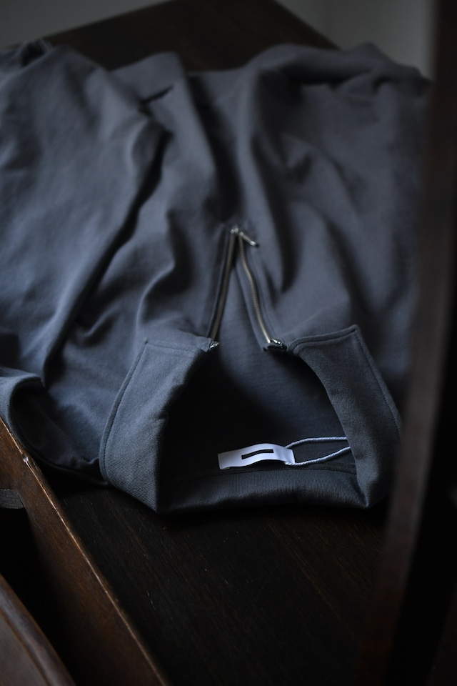 REVERBERATE / HALF ZIP JERSEY (D.GRAY)