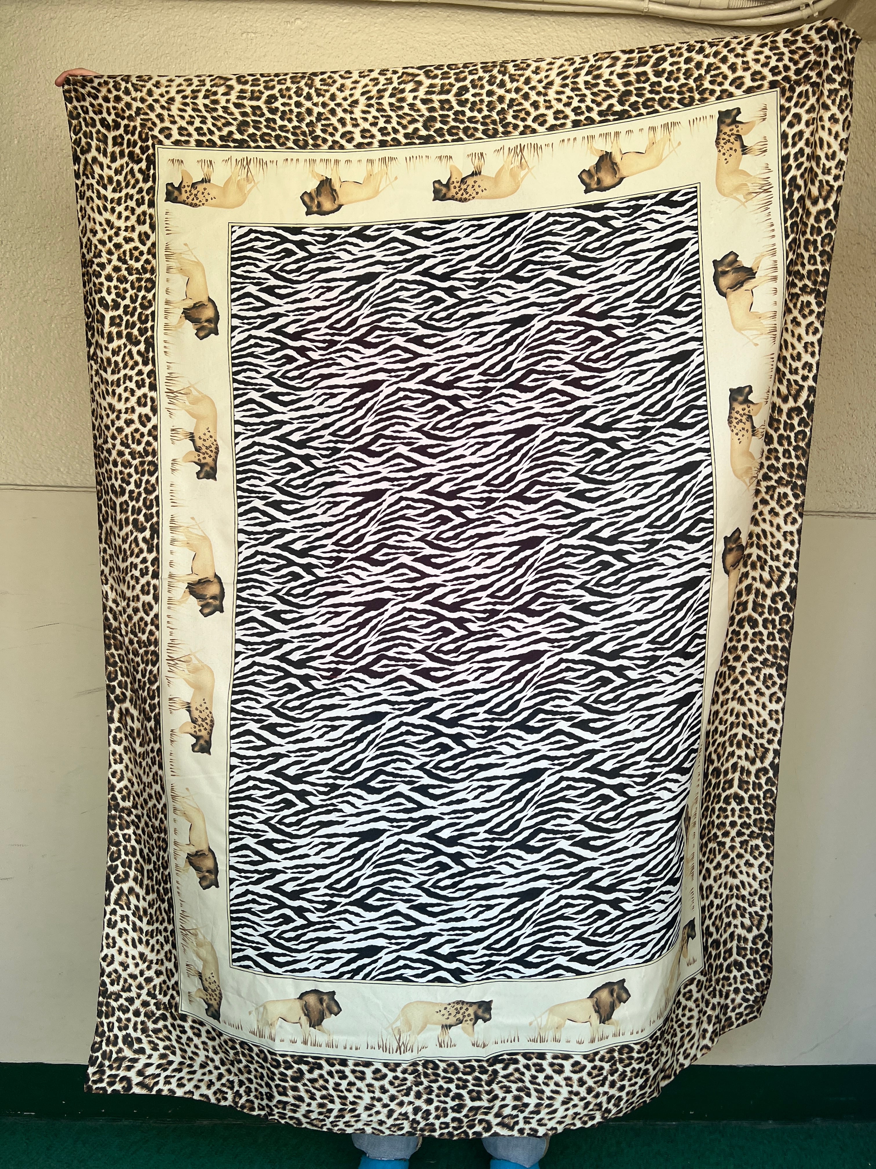 Vintage ITALY animal scarf