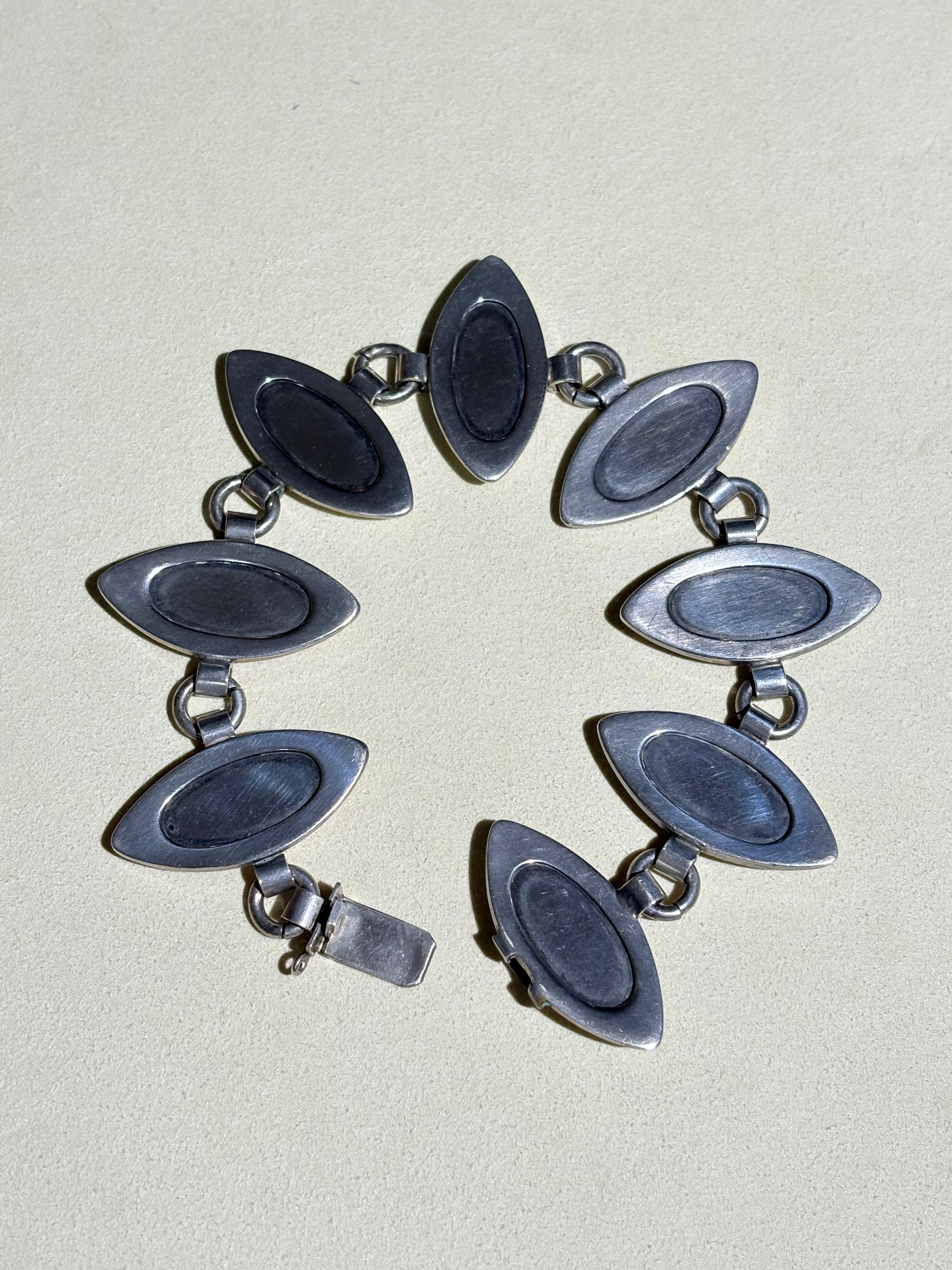 Modern Link Bracelet -Victor Jansson-