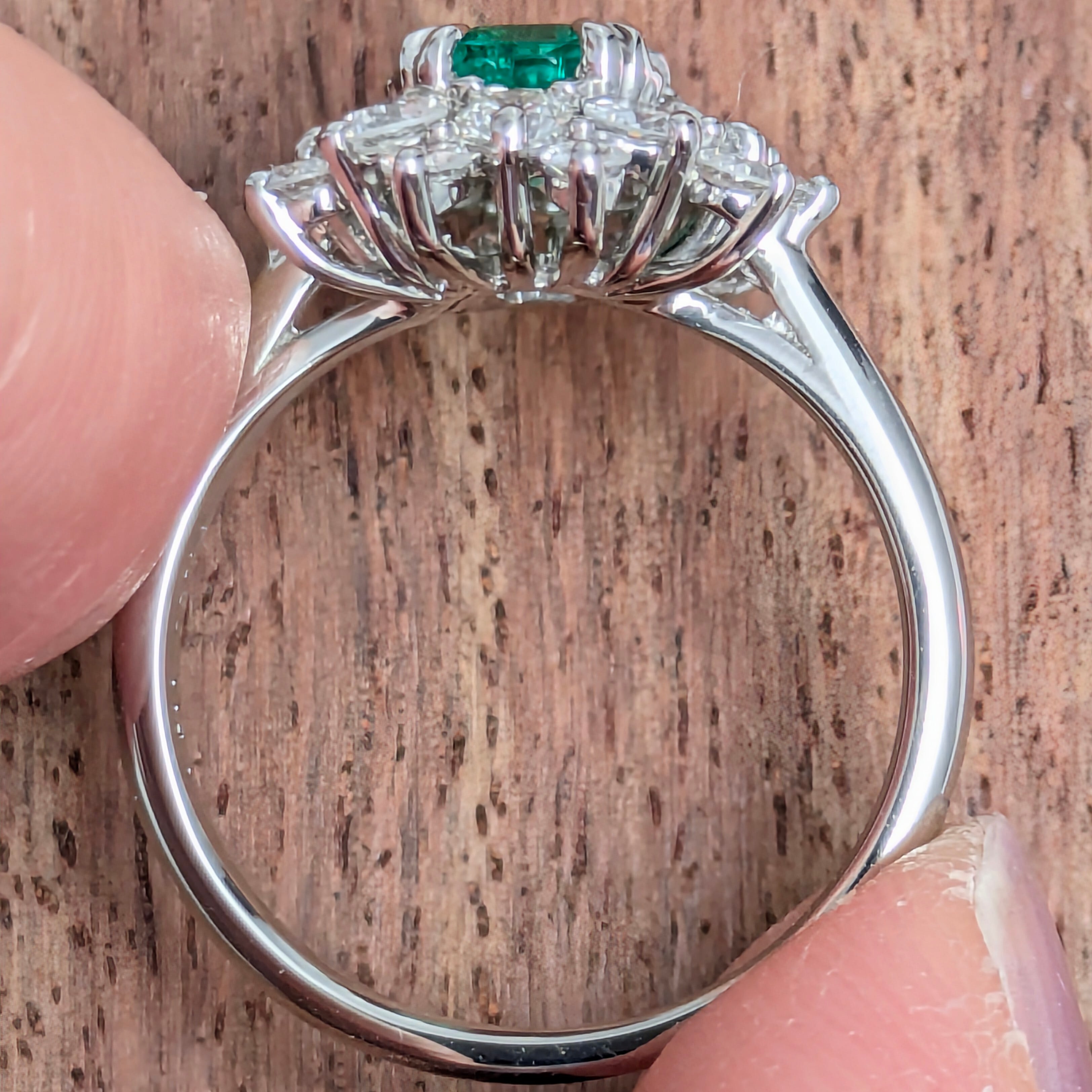 GSTV  Pt950コロンビア産エメラルドダイヤリング GSTV Pt950コロンビア産エメラルドダイヤリング GSTV PT950 コロンビア