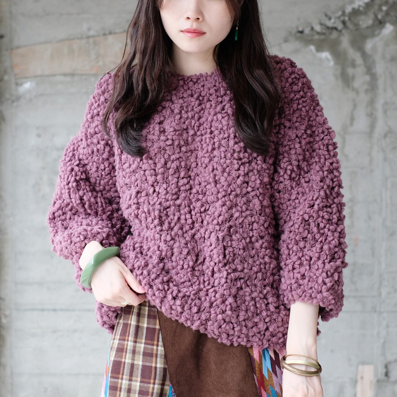 【再販】ぽこぽこ編み目♪つぶつぶヤーン手編みセーター(24w-06)パープル