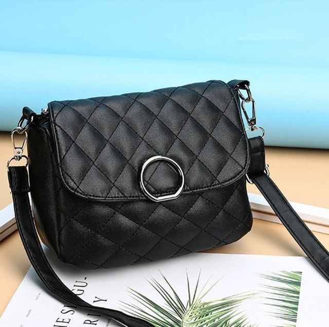 ショルダーバッグ レディース