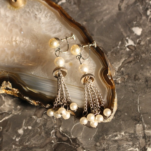 USA VINTAGE CHAIN SWING PEARL DESIGN EAR CLIPS/アメリカ古着 