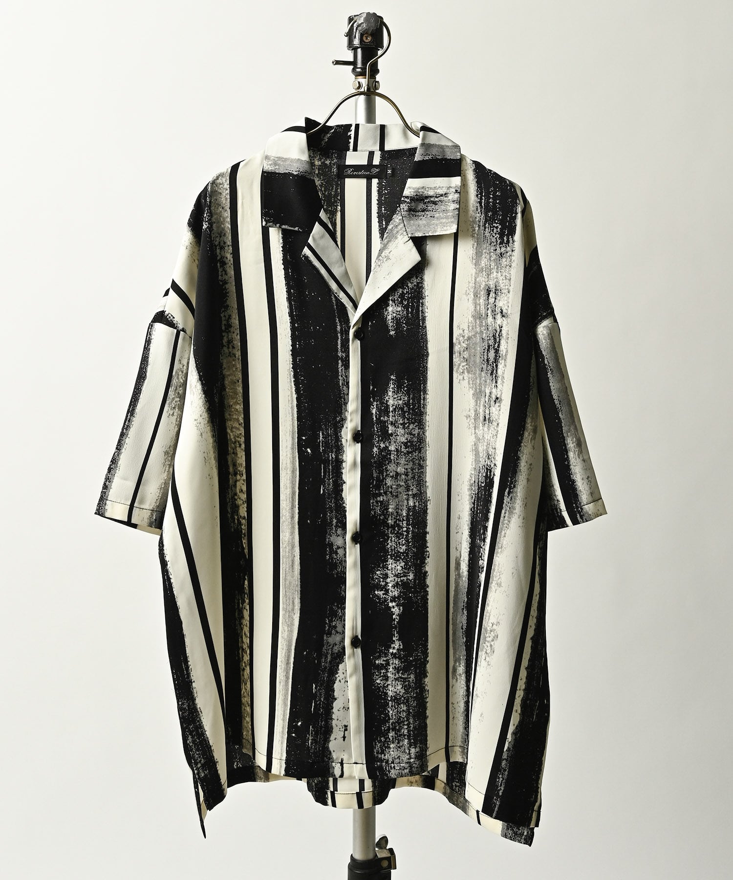 Revertical All-over print big silhouette open collar shirt (6) RV8960