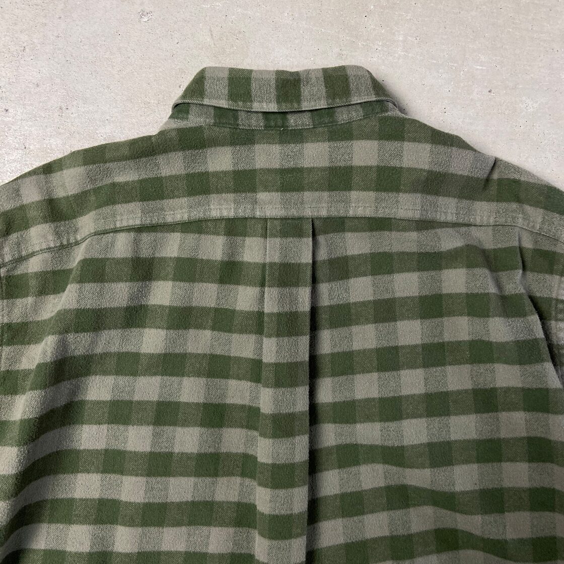 Van Heusen グリーンチェック長袖シャツ XL Van Heusen 長袖シャツ XL ダークグリーン 長袖シャツ チェック柄 グリーン メンズ M 15〜15.5相当 カジュアル VAN  HEUSEN ボタンダウンシャツ