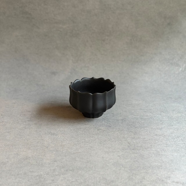 東一仁   黒稜花 旅茶碗