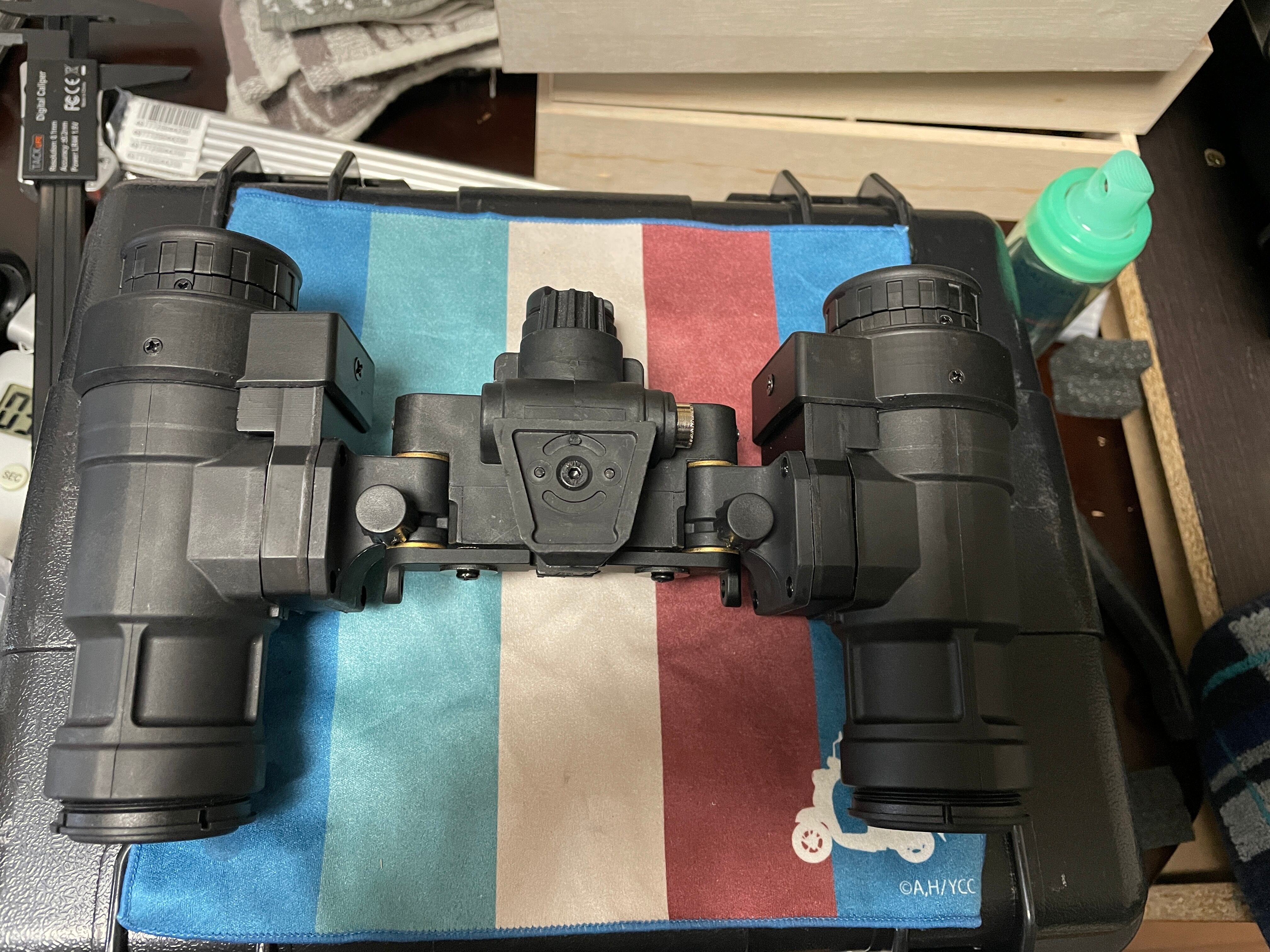 保証付】 PVS31 デジタルナイトビジョン 実動 あたらしく IR フィル  