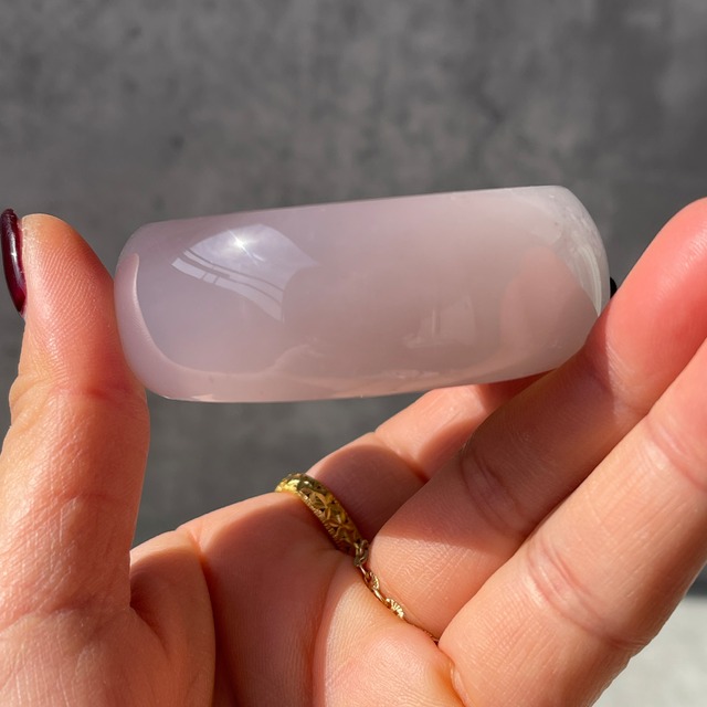 ブラジル産 アゲートムーン｜ドゥルージー入り・ブラックライトで反応する三日月