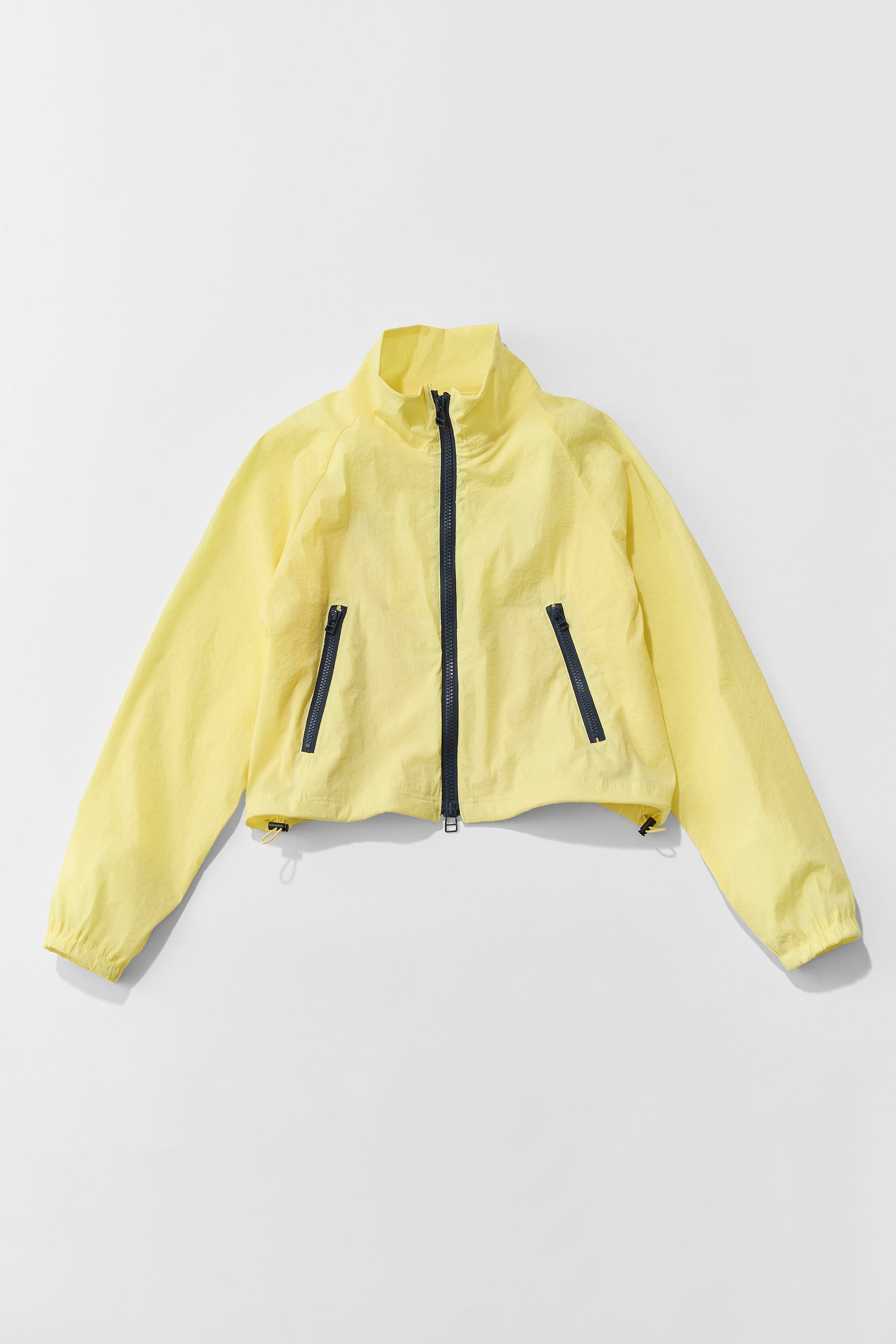 Airy Nylon Jacket | meravel