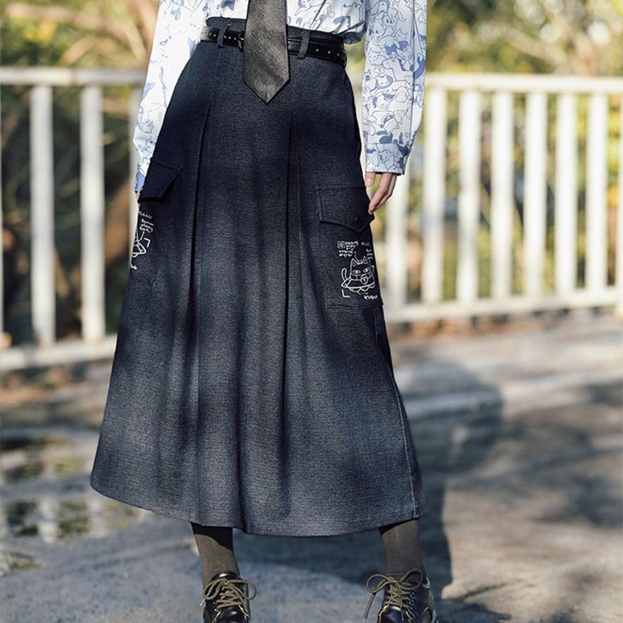 夜に溶ける猫の落書き 中華ゴシック カーゴロングスカート ダークチャコール 古怪舎|WithU