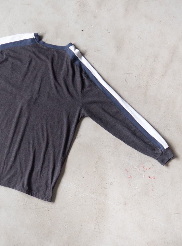 "NFL TEAM APPAREL" used Chicago Bears t-shirt