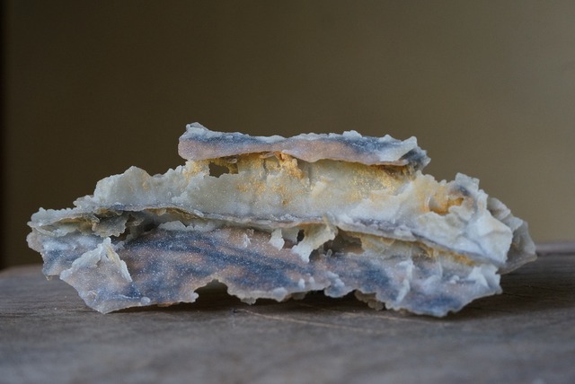 カルセドニー / クローライト ② Chalcedony / Chlorite