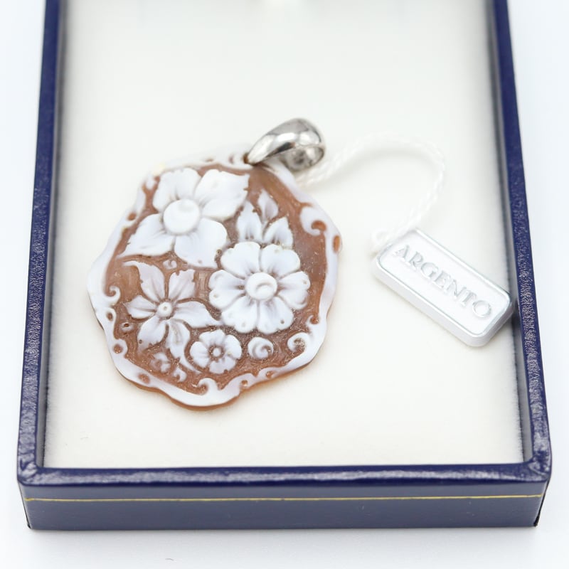 イタリアバッグ・オリーブオイル・チョコを購入するなら│イタリアから